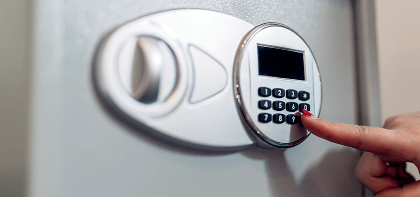 Jewelry Safe Cracking in El Cajon, California