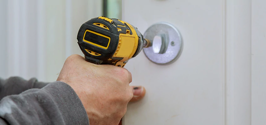 Street Locksmith For Smart Lock Repair in El Cajon, CA
